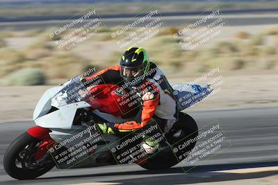 media/Sep-20-2025-Race Pace (Sat) [[d4e1b33f4d]]/Non Verified/Turn 4 Inside (8am)/